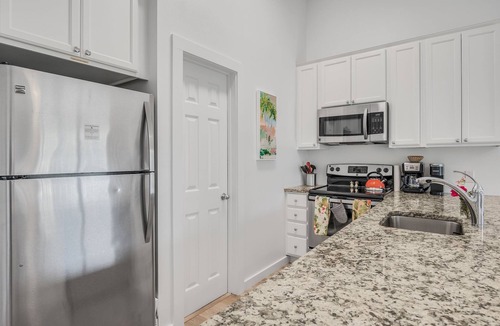 Fort Walton Beach - Destin House | Brand New Modern Upgrades! Steps to the Beach! 🍍🏝🌊