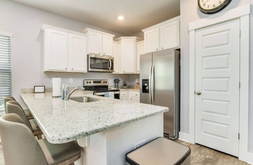 Pine Forest House | Brand-New Pensacola Haven with Community Pool