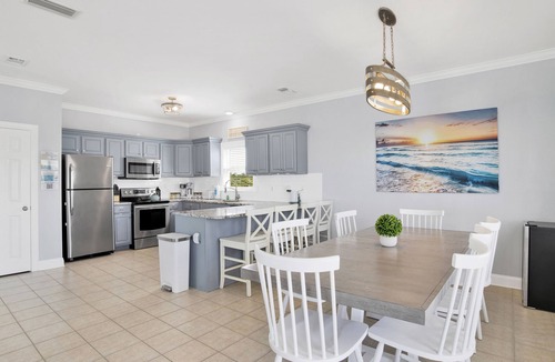 Southpointe House | BRAND NEW Pool! Just 100 steps from Beach! Private Fort Morgan Area!