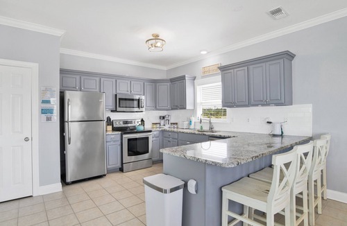 Southpointe House | BRAND NEW Pool! Just 100 steps from Beach! Private Fort Morgan Area!