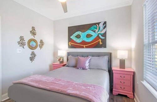 Tulane - Gravier House | Breathtaking Spacious Art Filled 5BR home near FQ