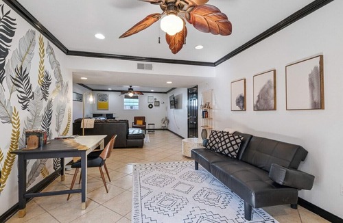 Seventh Ward House | Breathtaking Sprawling Mansion w/King Suite, Guest House & Off-Street Parking!