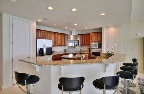 Long Beach Condo | Breathtaking Penthouse in the Heart of PCB. Treat the family, vacation in luxury