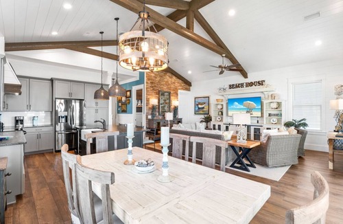 Laguna Beach House | Breezin at 19406 FBR