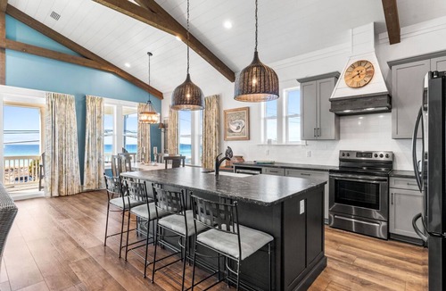 Laguna Beach House | Breezin at 19406 FBR