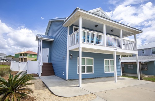 Miramar Beach House | Breezy Blue Cottage | Luxury Beach Home in PCB w/Private Pool | Steps to the Sa