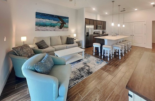 Palm Coast Cottage | Breezy Villa by Distinctive Beach Rentals