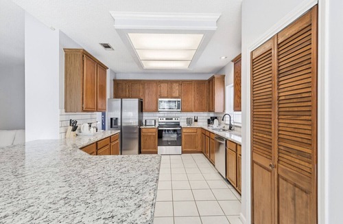 Frisco Cottage | Bright & Cozy 4BR Home w Movie Room & Backyard