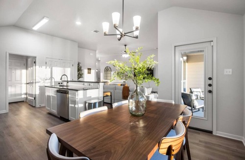 Leon Junction House | Bright & New Med District Home