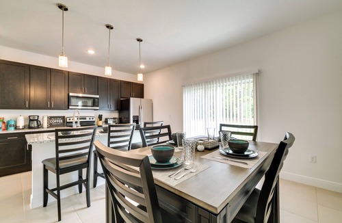 Ocala Cottage | Bright, Pet-friendly Home: 16 Mi to Downtown Ocala