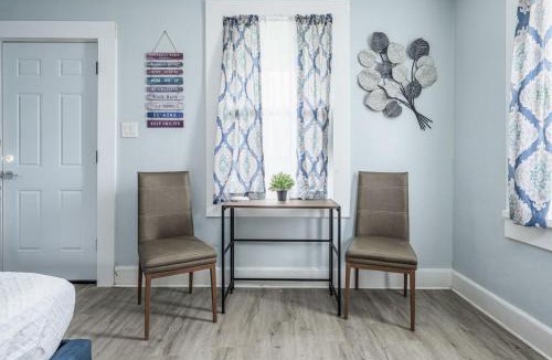 South Pensacola House | Bright Studio Minutes to Beaches