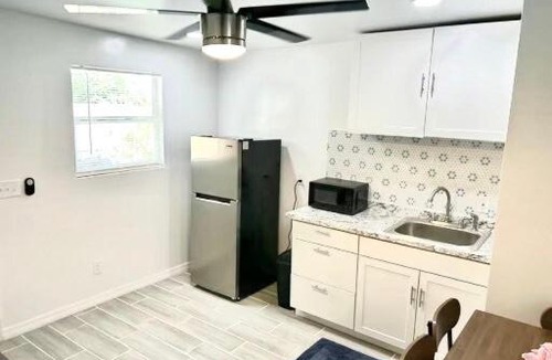 Port Richey Apartment | Brisa Marina Suites
