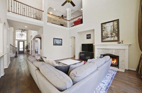 Rowlett House | Brittany House Pool, Arcade, Movie Theater