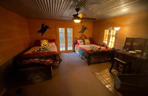 Webster Parish Cottage | "Bucking Bull Bunkhouse" on Bucking Bull Farm