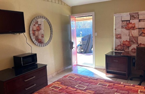Greenville Hotel | Budget Inn motel Greenville tx