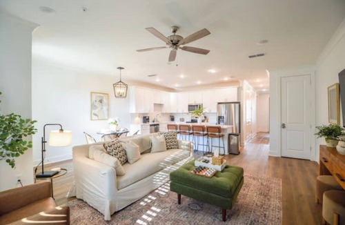 Starkville House | Bulldog Getaway-Sleeps 8- SEC FOOTBALL!