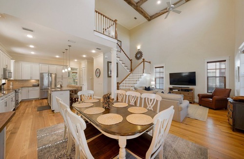 Lakeside at Blue Mountain Beach House | CABANA BLU: New Listing! Private Community, Beautiful Large Pool, Easy Beach Access