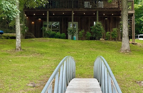 Cullman Cabin | Cabin A at Smith Lake Alabama Cabin’s