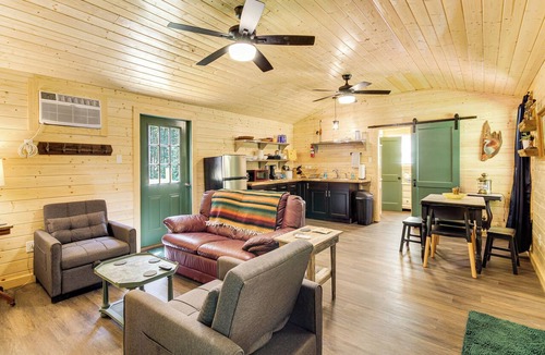 Talisheek Cabin | Cabin is 2 Miles From Bogue Chitto State Park