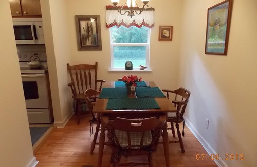 Crawfordville Cottage | Cabin Located in a Birding and Fishing Paradise