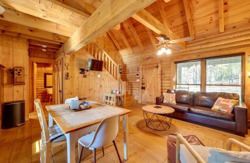 Hueytown House | Cabin w/Catch & Release Pond in Hueytown!