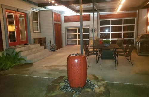 Gretna House | Camellia 1 bdrm Patio apt. at Crescent Moon Villas