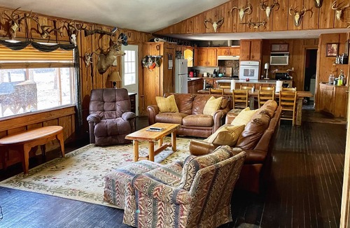 Belen Cabin | Cammack Lodge located near Clarksdale and Moon Lake, Mississippi