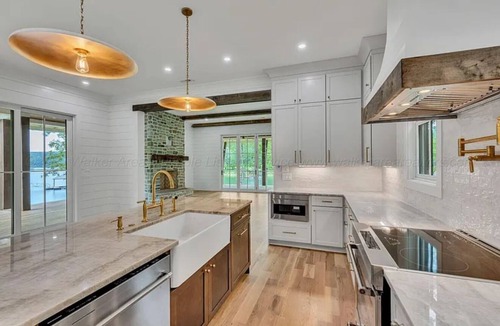 Crane Hill House | Camp Mayla: 3BR peaceful lake house with vintage style plus a TREEHOUSE Escape!