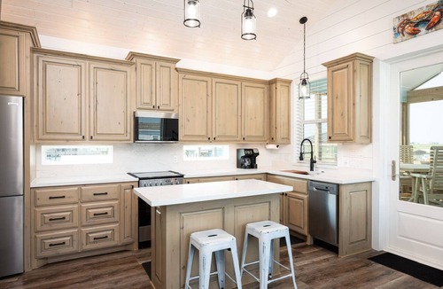 Port Bolivar House | Canal front cutie with Boat lift, RV Hook-Up, Bay access, and Ocean view!