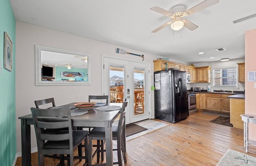 Silver Cay House | Canal front home with private pool! A block away from beach!