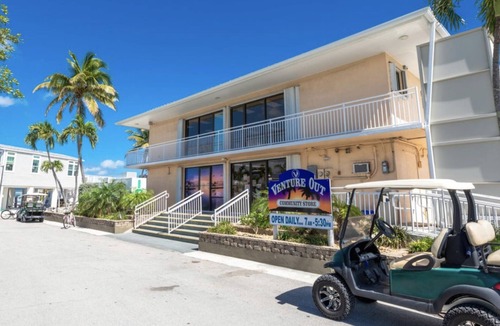 Cutthroat Harbor Estates Resort | Canal front lot only. No house or RV. You need to bring your RV.