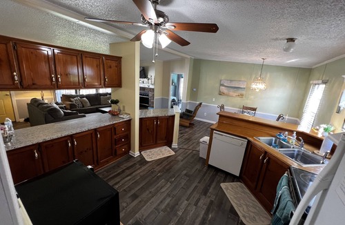 Bayou Grande Villa House | Canal home, NAS, Blue Angels, Tiki Bar, near beaches, bring your boat