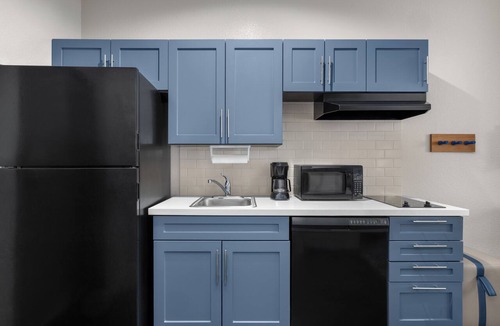 Alexandria Hotel | Candlewood Suites Alexandria by IHG