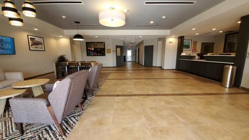 Lake Charles Hotel | Candlewood Suites - Lake Charles South by IHG