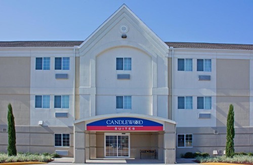 Nederland Hotel | Candlewood Suites Port Arthur/Nederland by IHG