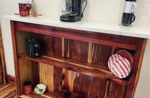 Cayuga Cottage | Cardinal Cottage on the lake with beautiful views!