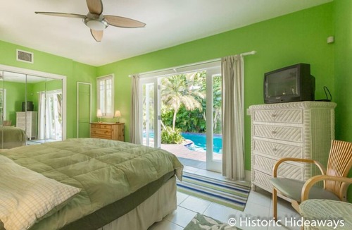 White Street Gallery District House | Casa Angelina in Key West