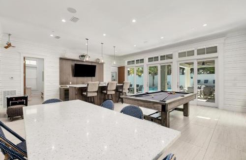 Crystal Beach House | Casa Blanco