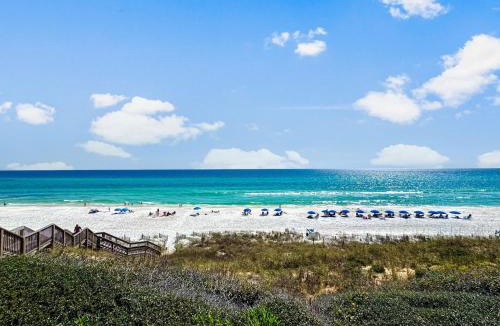 Seacrest Apartment | Casa de Tortugas - a spacious townhome with 30a private beach access