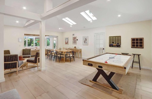 Biscayne Park House | Casa in Tropic Paradise with Pool and BBQ