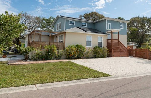 Bayview House | Casa Tranquila, whole 5 bed 3.5 bath house, sleep11