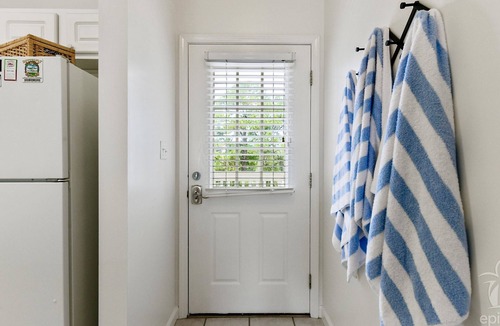 WaterSound West Beach Condo | CasaAzalea-2BR/2BA Pool+Golf Cart-3min to Beach!