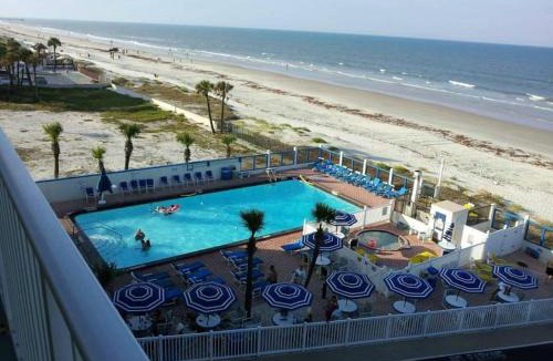 Daytona Beach Apartment | Catalina Beach Club