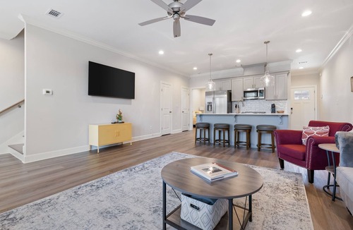 Tuscaloosa House | CC5-Awesome 3 Bedroom Townhome Perfect for Game Day!
