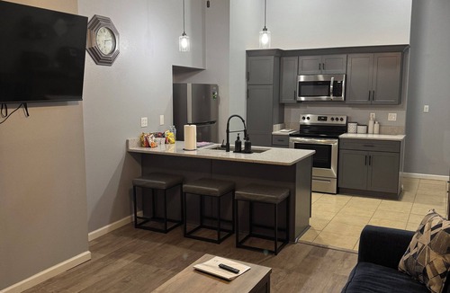 Faubourg Delassize House | Central City Hideaway-3 blocks off St. Charles Avenue