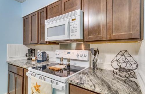 Mary Esther Apartment | Central Mary Esther Condo 5 Mi to Okaloosa Island!