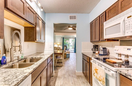 Mary Esther Condo | Central Mary Esther Condo 5 Mi to Okaloosa Island!