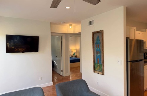 Downtown Fort Lauderdale Apartment | Central, Quiet and Beautifully Decorated #1