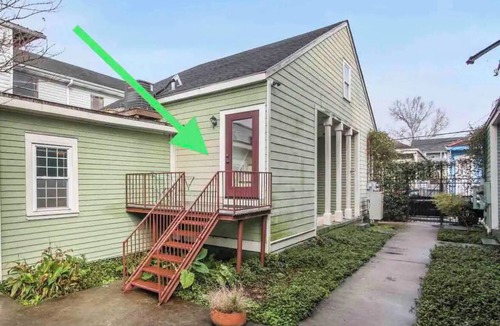 South 7th Ward Apartment | Centrally located 1bed 1bath,walk to French Q, Bourbon St. & Jazz venues