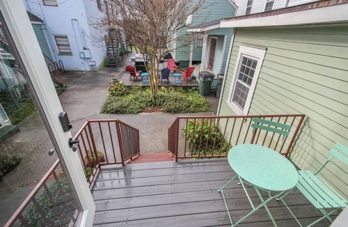 South 7th Ward Apartment | Centrally located 1bed 1bath,walk to French Q, Bourbon St. & Jazz venues